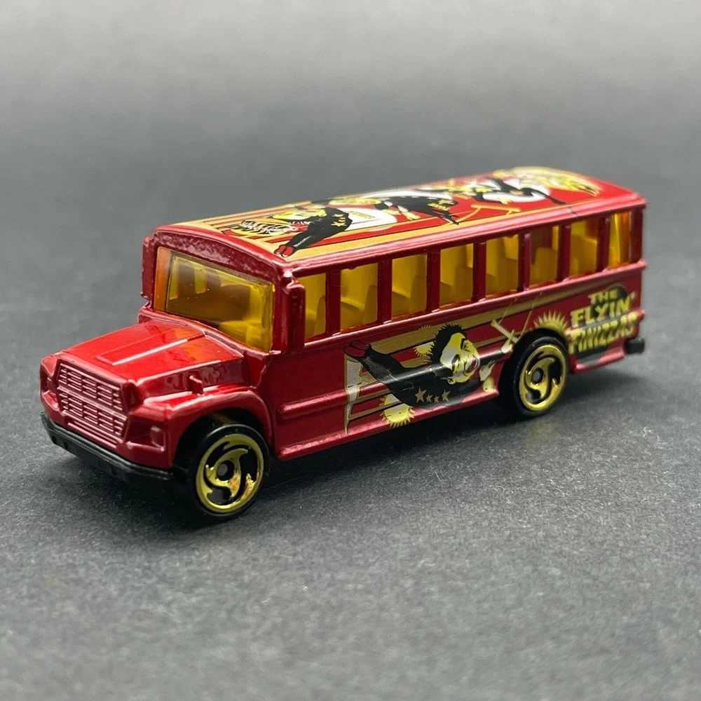 Hot Wheels Flyin' Finizzas Sideshow Chevrolet School Bus Red Diecast 1/64 Loose
